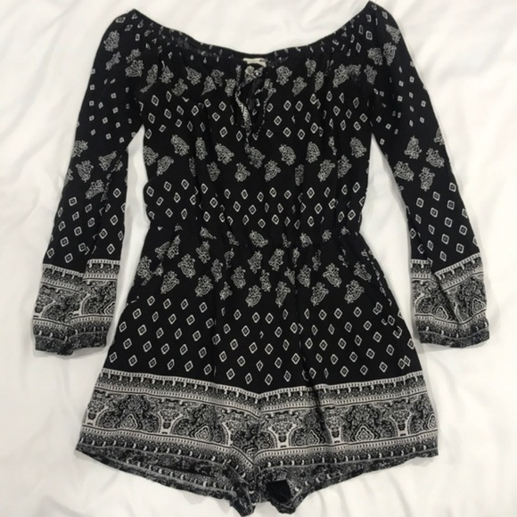 La Hearts Dresses & Skirts - SOLD: LA Hearts Black Tribal Patterned Romper/Playsuit